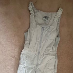 profile women’s small one piece 100% insulated snowsuit